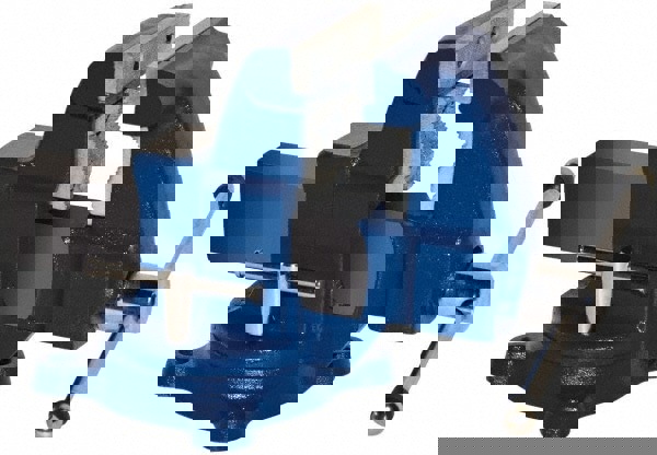 Bench & Pipe Combination Vise: 8